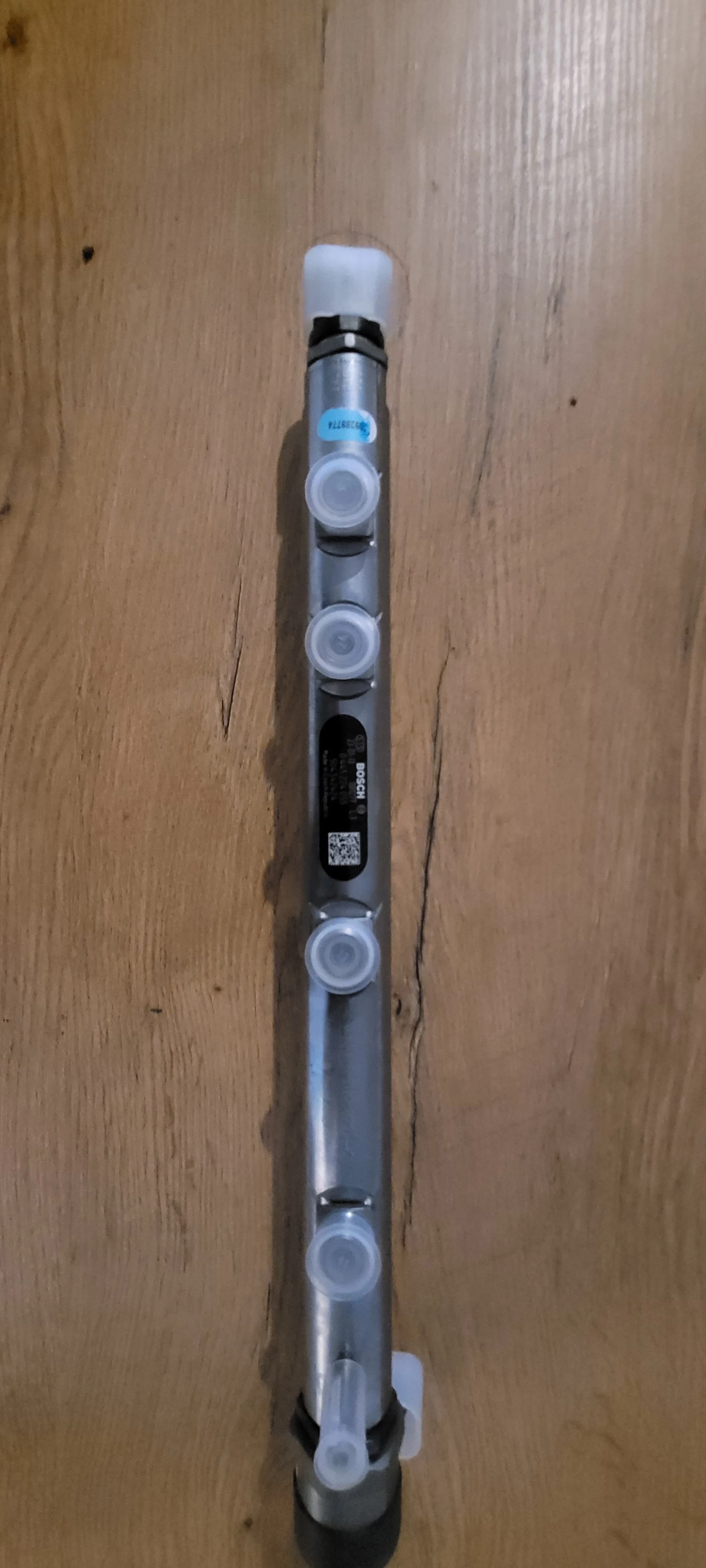 BOSCH 0 445 224 055 Tube de distributeur, carburant